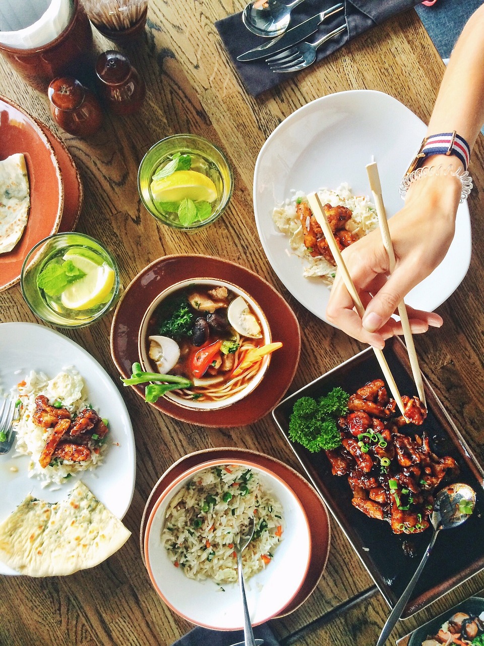 découvrez notre menu dîner romantique, parfait pour une soirée intime et délicieuse à partager à deux.