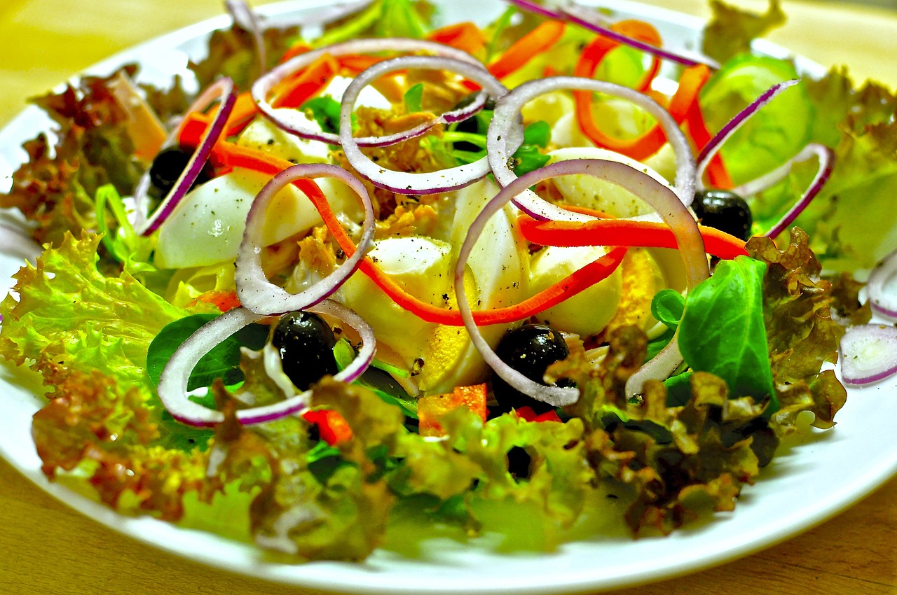 salade composée été : idées fraîches et savoureuses pour vos repas estivaux